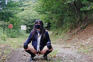 Cute School Uniforms Honoka Is Forest Bathing In The Wild Forest With Outdoor Exposure