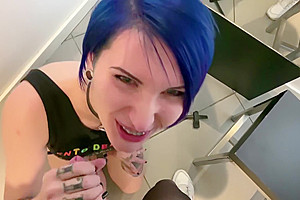 SUCKED OFF A TRANSLADY IN A DRESSING ROOM