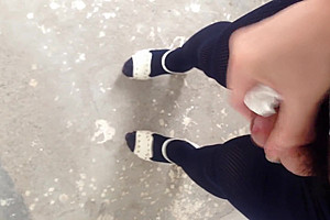 SHEMALE MASTURBATING IN PUBLIC